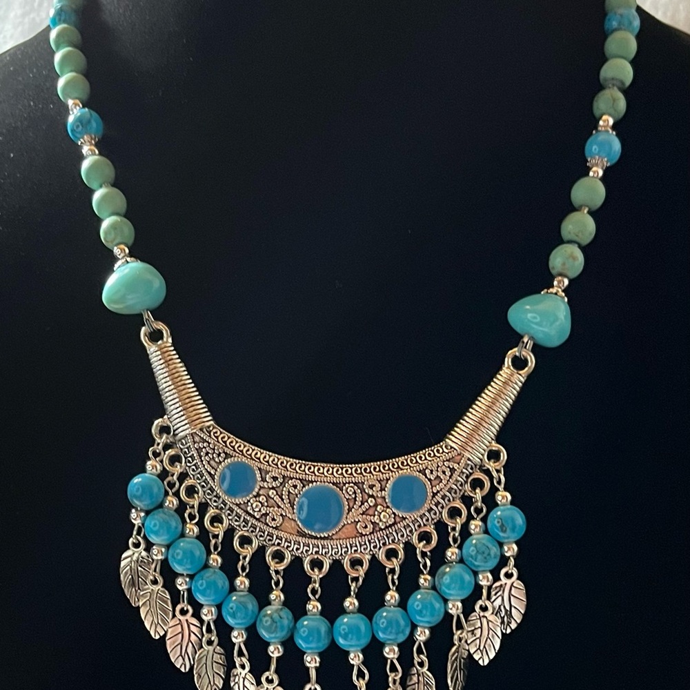 Silver Ethnic Style Turquoise Beads Necklace - Picture 2 of 2